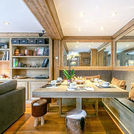 élégant à Avec 3 Et Service De Conciergerie - Fr-1-613a-12 * Courchevel