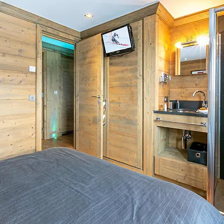 élégant à Avec 3 Et Service De Conciergerie - Fr-1-613a-12 Courchevel